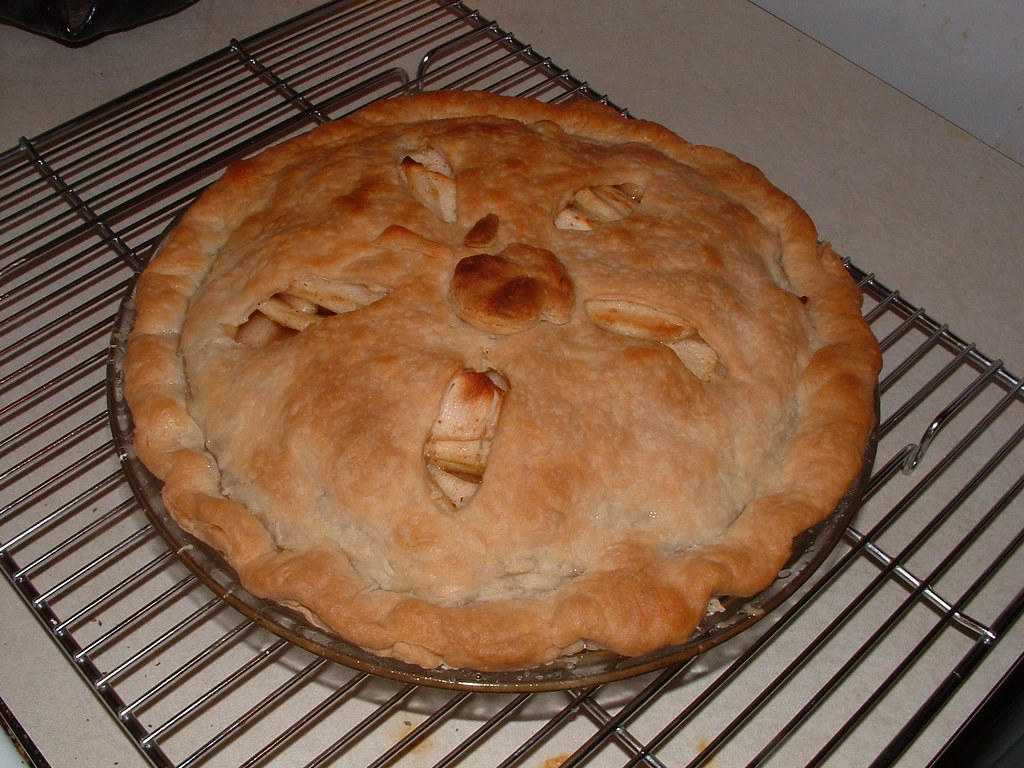 Classic Apple Pie for Fall