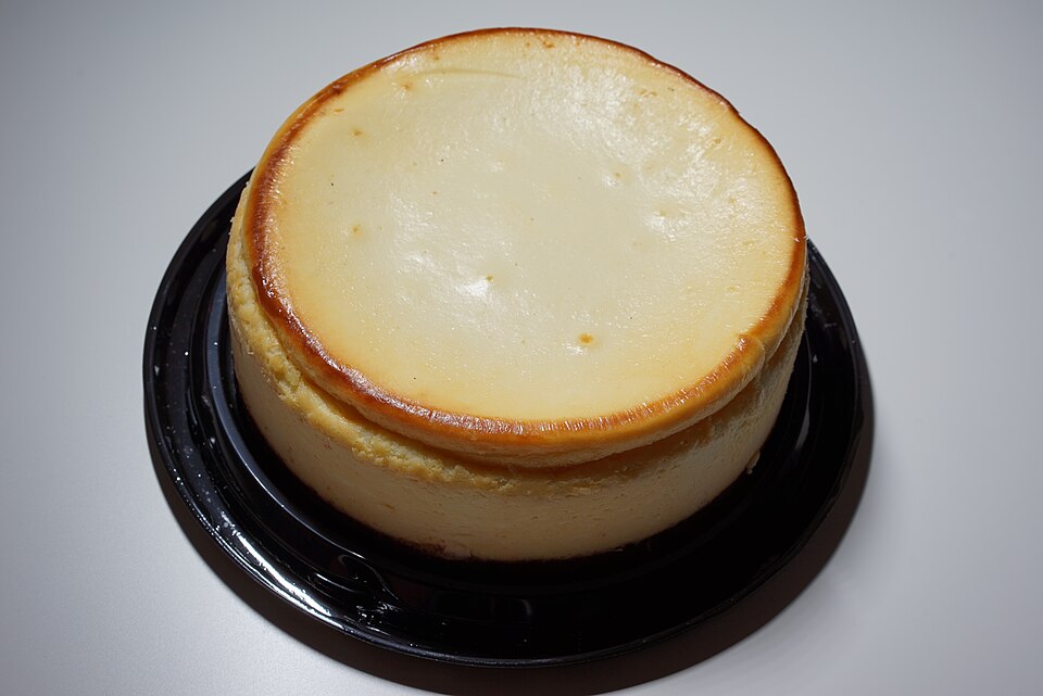 Creamy Cheesecake Without Cracks