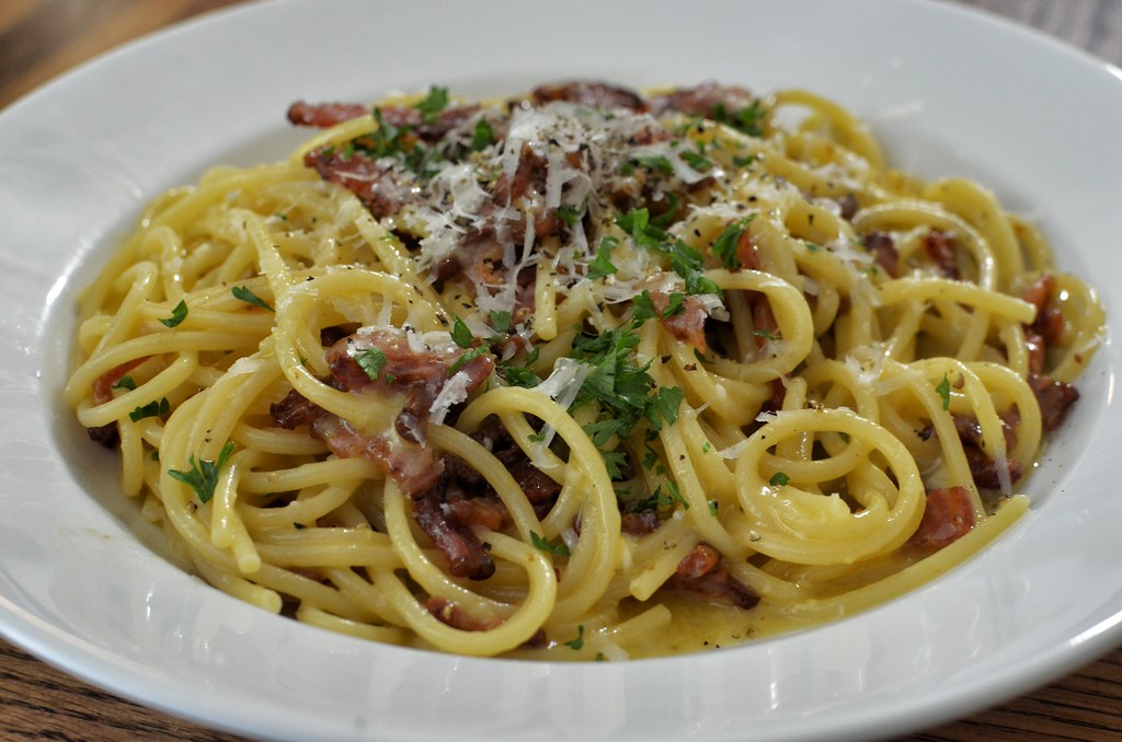 Creamy Pasta Carbonara Without Cream