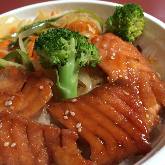 Teriyaki Salmon Rice Bowls